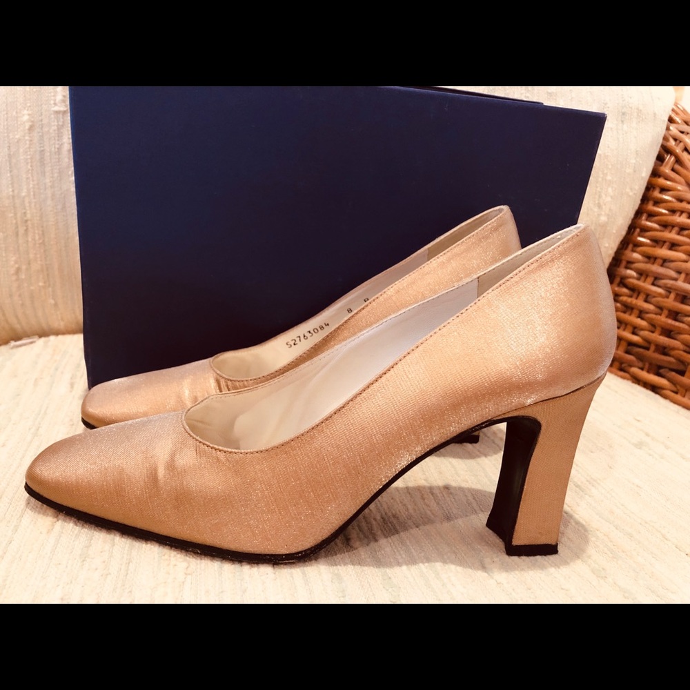 Stuart Weitzman gold fabric pumps